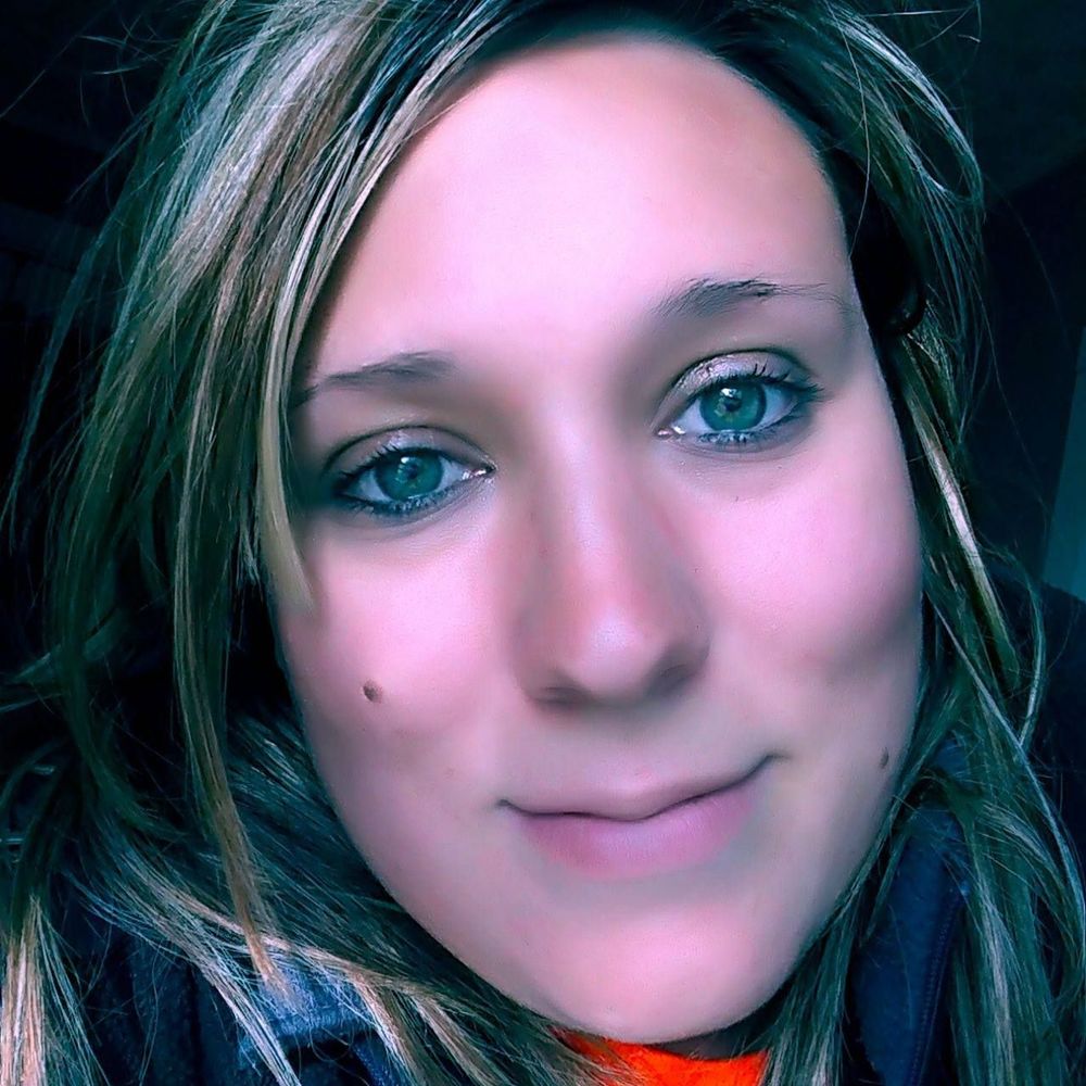 Meet your Posher, Nikole